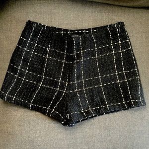 Forever 21 small threaded gold stripes shorts